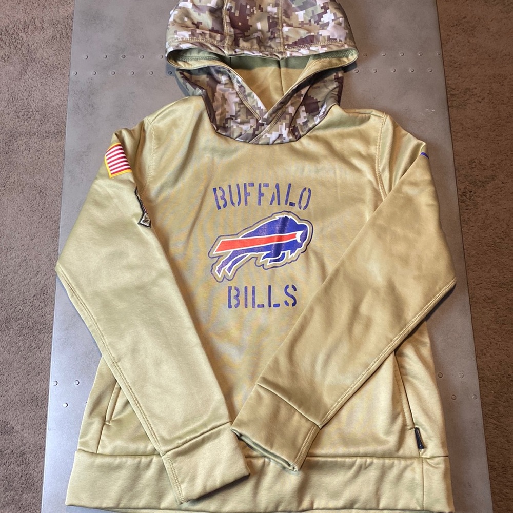 Womens Camo Buffalo Bills salute to service hoodie